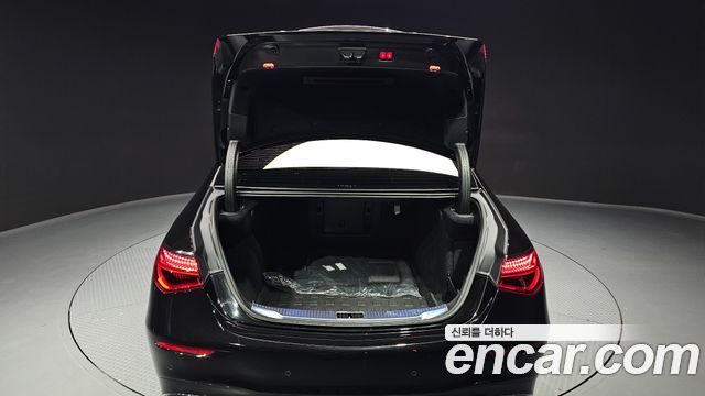 Mercedes-Benz S-Class 2022 — photo 26