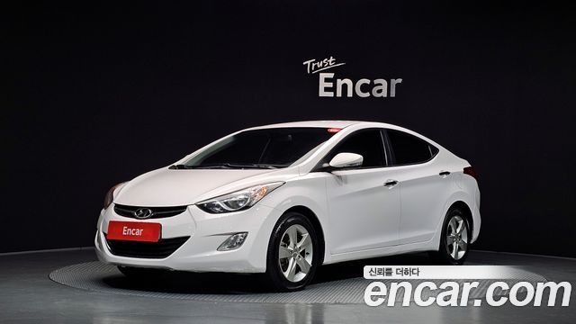 Hyundai AVANTE 2013 — photo 1