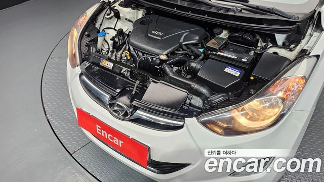 Hyundai AVANTE 2013 — photo 6