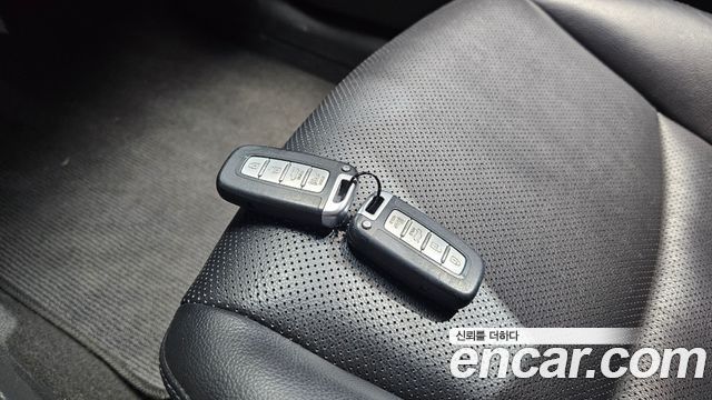 Hyundai AVANTE 2013 — photo 29