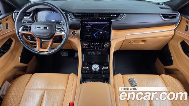 Jeep Cherokee 2023 — photo 10