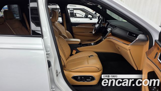 Jeep Cherokee 2023 — photo 17