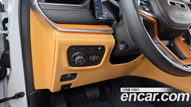 Jeep Cherokee 2023 — photo 22