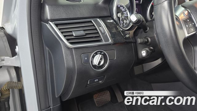 Mercedes-Benz M-class 2013 — photo 16