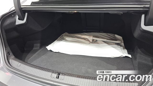 Renault Korea SM6 2021 — photo 36