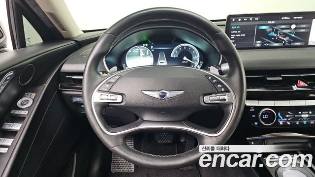 Genesis G80 2022 — photo 23
