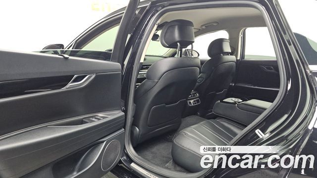 Genesis G80 2022 — photo 16
