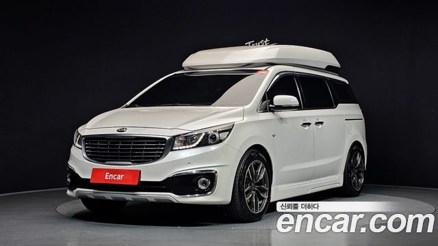 Kia Canival 2015 — photo 1