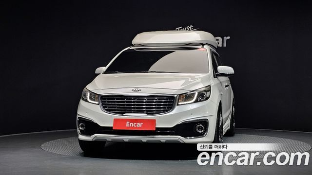 Kia Canival 2015 — photo 3