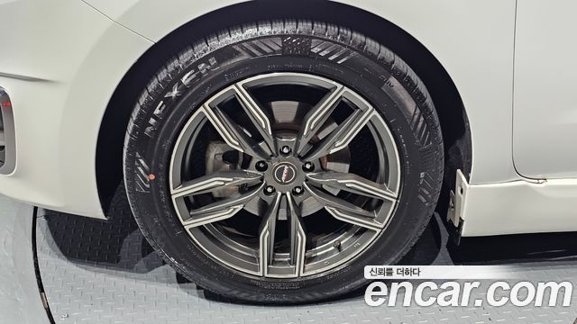 Kia Canival 2015 — photo 5