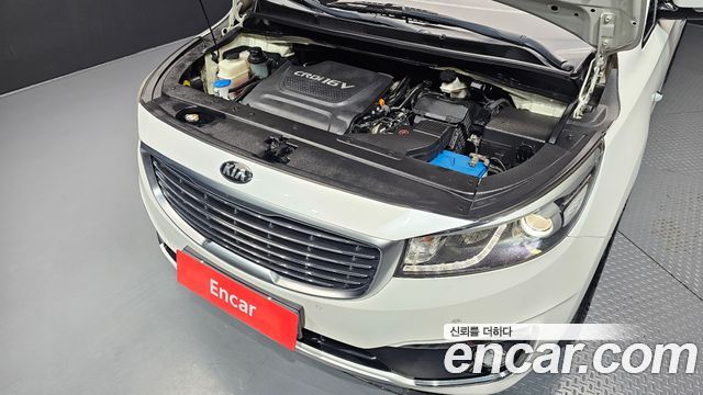 Kia Canival 2015 — photo 6