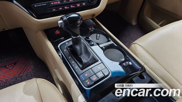 Kia Canival 2015 — photo 12