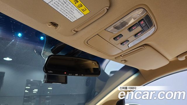 Kia Canival 2015 — photo 26