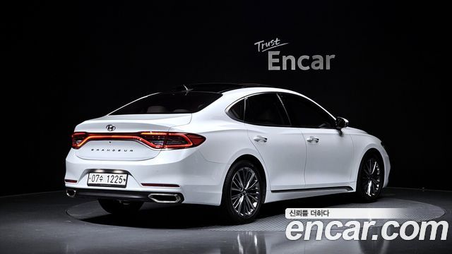 Hyundai Grandeur 2018 — photo 2