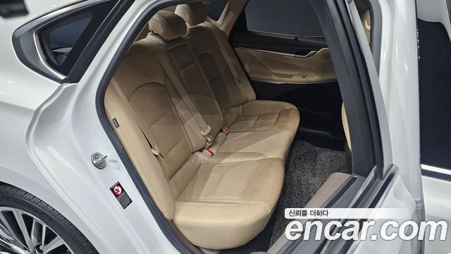 Hyundai Grandeur 2018 — photo 17