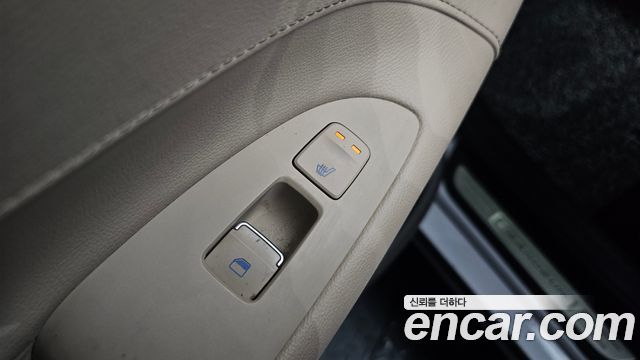 Hyundai Grandeur 2018 — photo 25