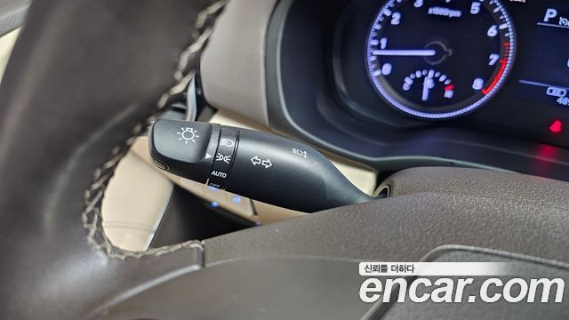 Hyundai Grandeur 2018 — photo 29
