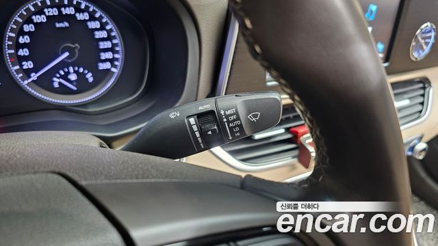 Hyundai Grandeur 2018 — photo 30