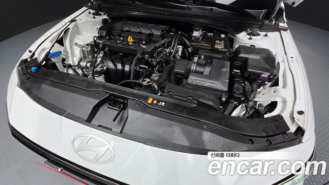 Hyundai AVANTE 2025 — photo 6