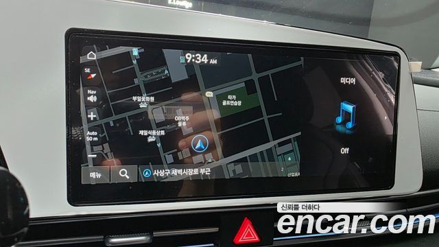 Hyundai AVANTE 2025 — photo 19