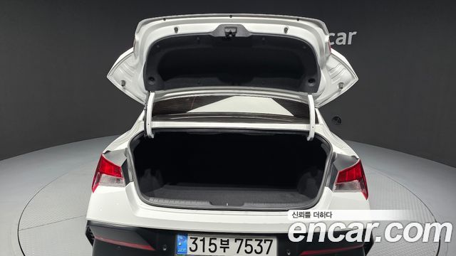 Hyundai AVANTE 2025 — photo 26