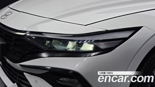 Hyundai AVANTE 2025 — photo 8