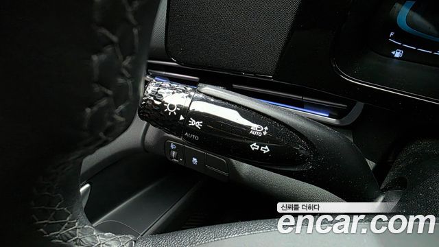 Hyundai AVANTE 2025 — photo 27