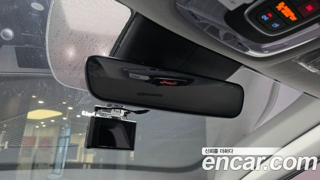 Hyundai AVANTE 2025 — photo 28