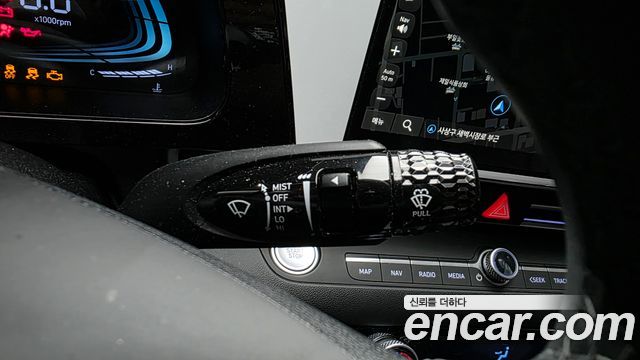 Hyundai AVANTE 2025 — photo 29