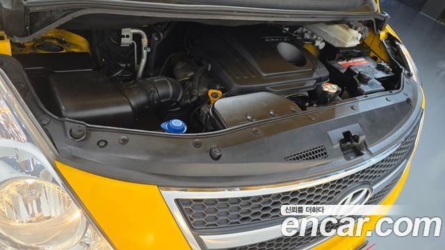 Hyundai Starex 2015 — photo 6