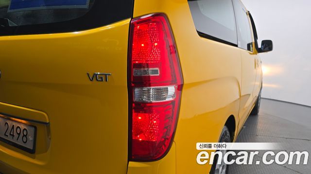Hyundai Starex 2015 — photo 9