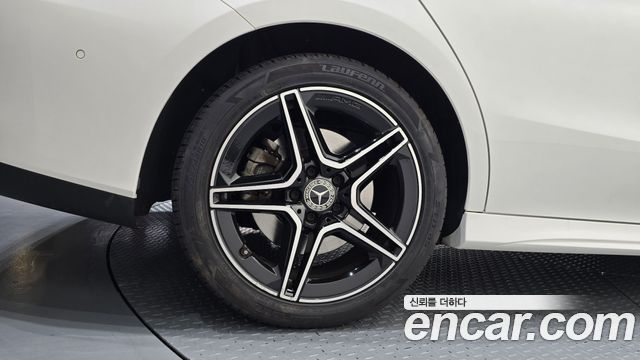 Mercedes-Benz CLA-Class 2020 — photo 5