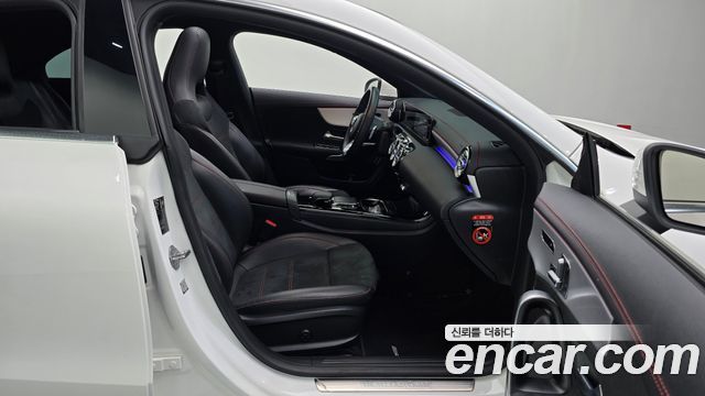Mercedes-Benz CLA-Class 2020 — photo 17