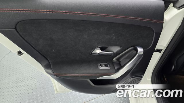 Mercedes-Benz CLA-Class 2020 — photo 15