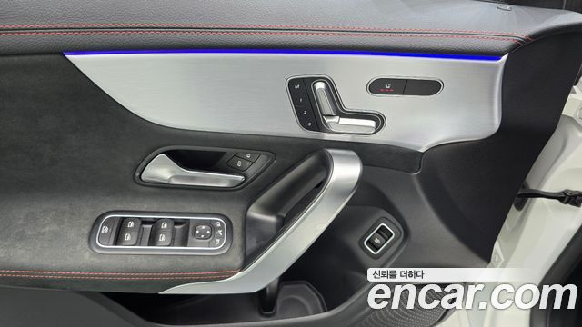 Mercedes-Benz CLA-Class 2020 — photo 27