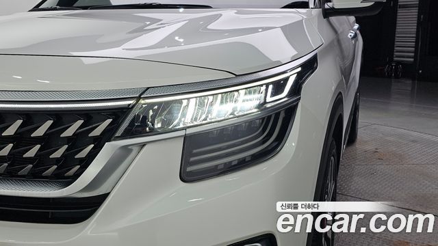 Kia Seltos 2020 — photo 8