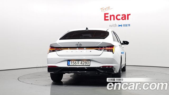 Hyundai AVANTE 2021 — photo 4