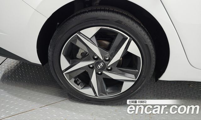 Hyundai AVANTE 2021 — photo 5