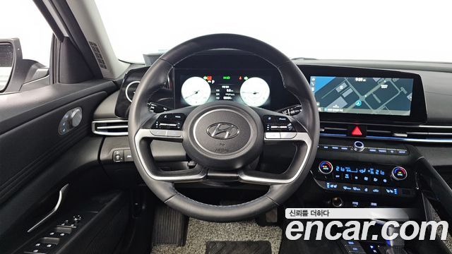 Hyundai AVANTE 2021 — photo 18