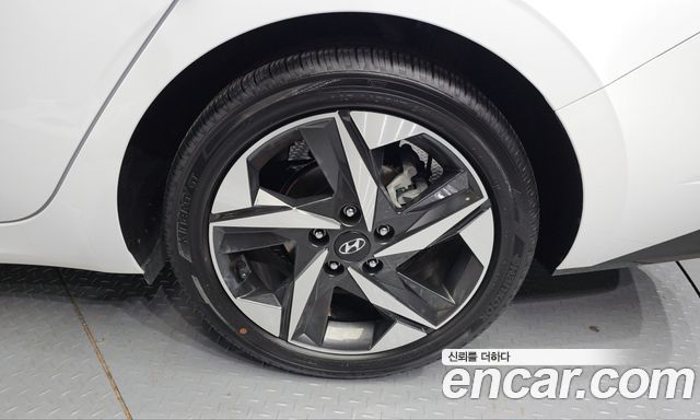 Hyundai AVANTE 2021 — photo 7