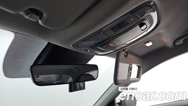 Hyundai AVANTE 2021 — photo 27