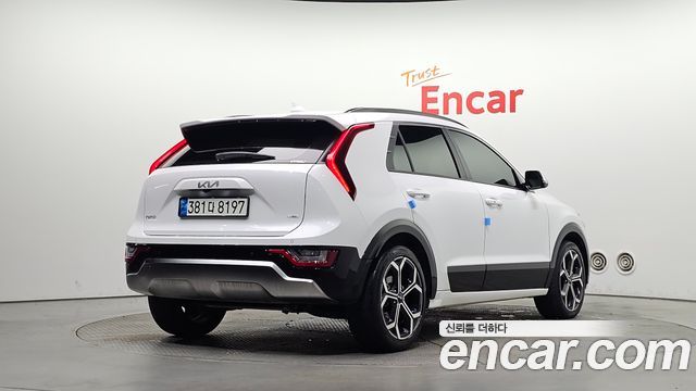 Kia Niro 2022 — photo 2