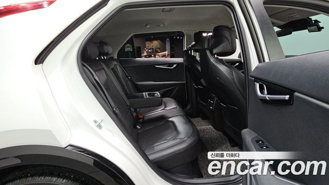 Kia Niro 2022 — photo 18