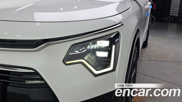 Kia Niro 2022 — photo 8