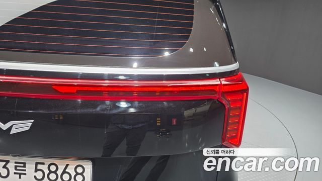 Kia Canival 2024 — photo 9