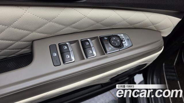 Kia Canival 2024 — photo 30
