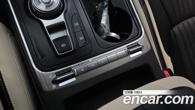Kia Canival 2024 — photo 31