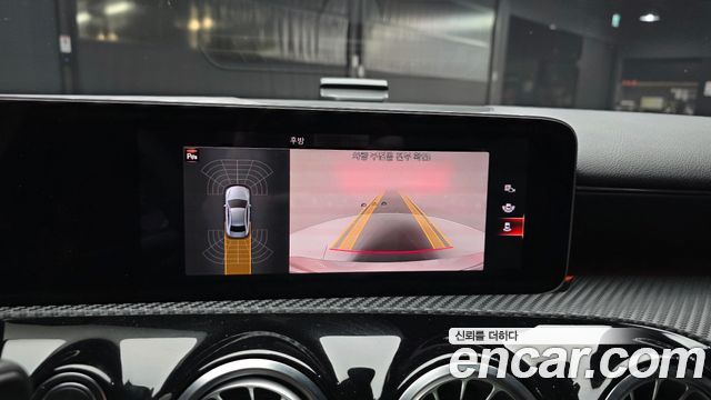 Mercedes-Benz A-Class 2020 — photo 21