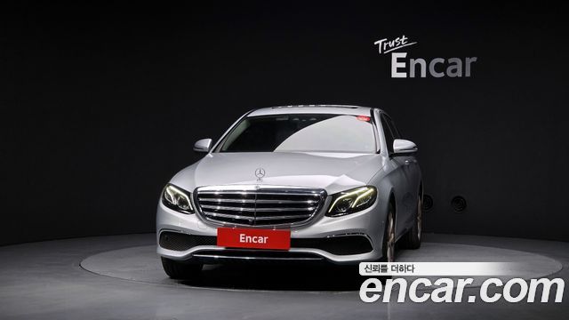 Mercedes-Benz E-Class 2018 — photo 3