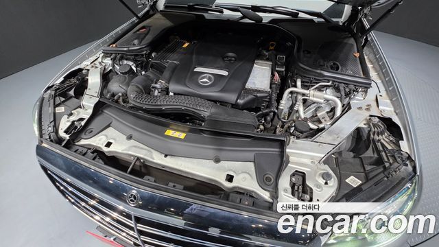 Mercedes-Benz E-Class 2018 — photo 6